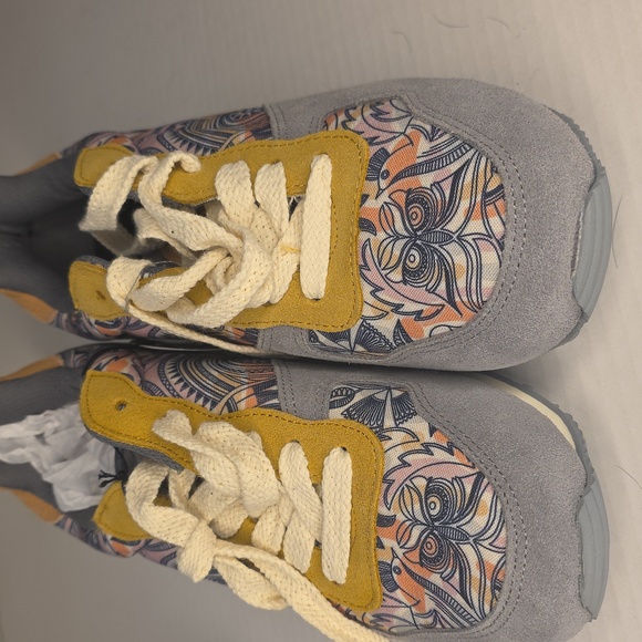 Inkkas Manu Multicolor Jogger Sneakers with Yellow Highlights. NWT - Picture 5 of 8